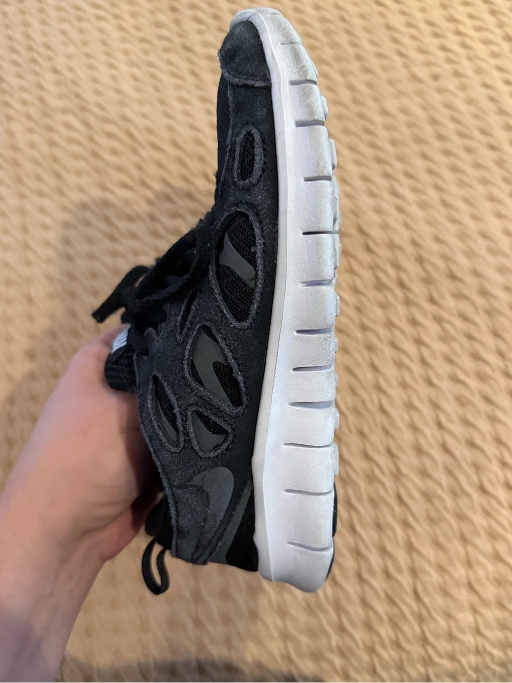 Nike Free Run 2 Kids Black Athletic Sneakers
